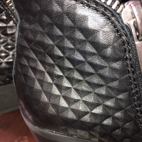 Lucky Brand black leather booties sz 6 - Picture 8 of 8